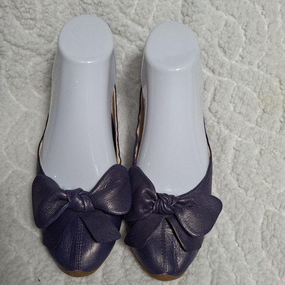 Indigo Purple Flats Shoes with Bow Accent Size 6 - Picture 11 of 11